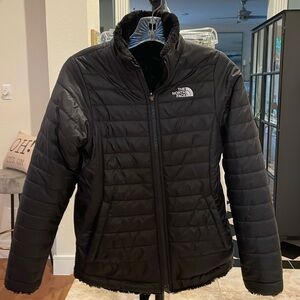 Like New! Girls North face jacket.